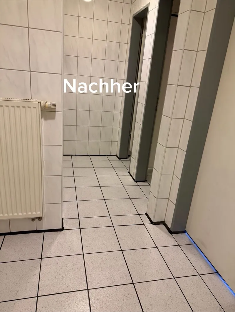 Nachher: sauberer, heller Fliesenboden im WC-Bereich